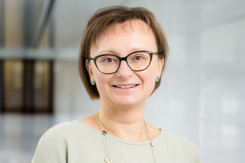 Dr. Wenke Weinreich, Bereichsleiterin Center Nanoelectronic Technologies und stellvertretende Institutsleiterin am Fraunhofer IPMS.